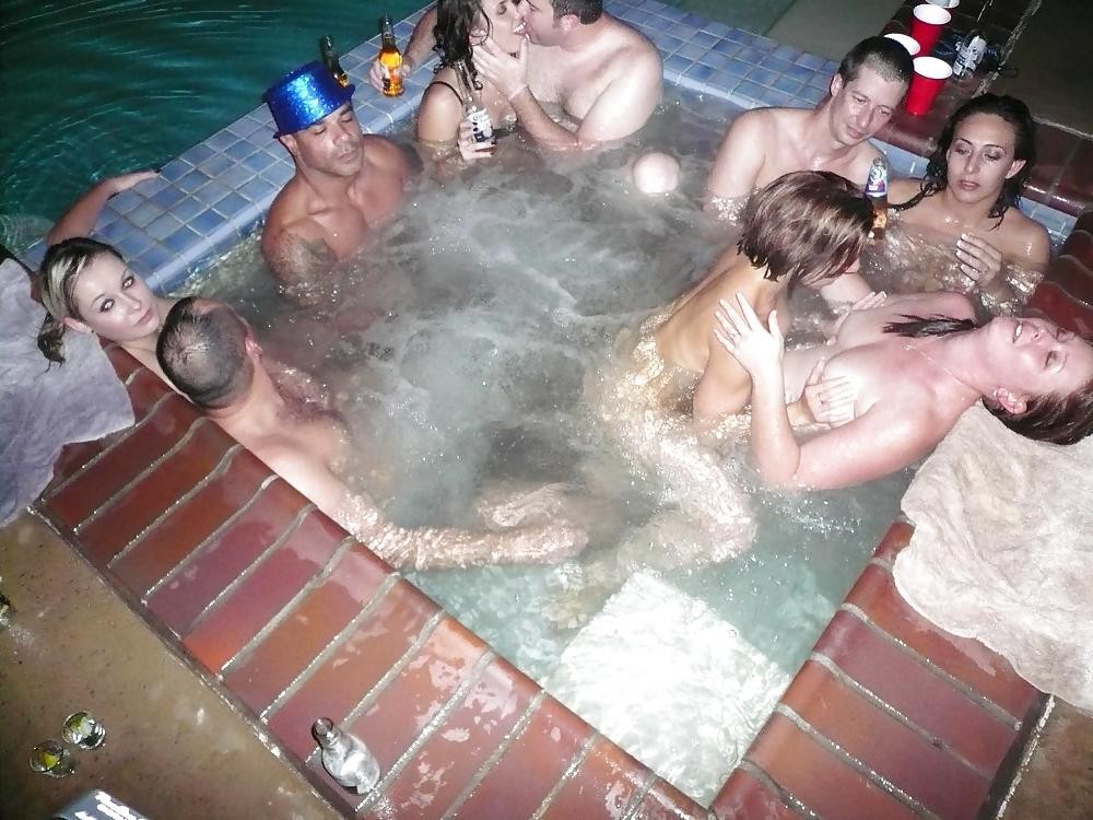HOT ORGY - THREESOME-GROUP SEX