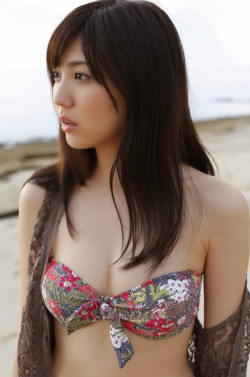 genjoshi:  supersubsubsubus:  Nami Iwasaki,岩崎名美 http://ift.tt/1Lh0uLK