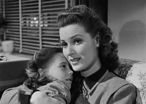Miracle On 34th Street (dir. George Seaton, 1947) I believe… I believe… It’s sil