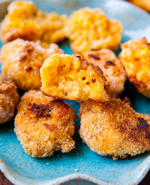 Macaroni and Cheese Baked Cheese Balls