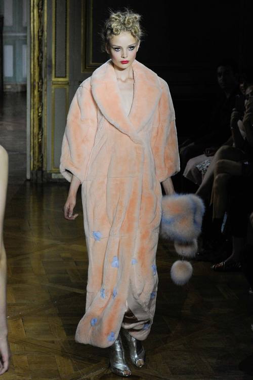 SPRING’s Sofa CoatsUlyana Sergeenko, SS15 CoutureKees Van Dongen