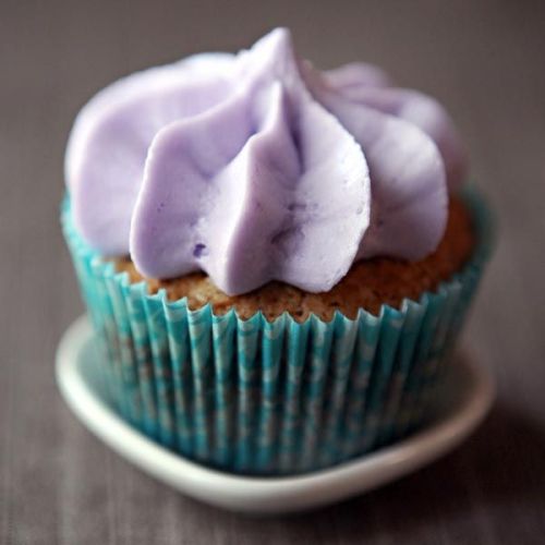 Earl Grey Cupcakes + Lavender Vanilla Frosting. Perfection.