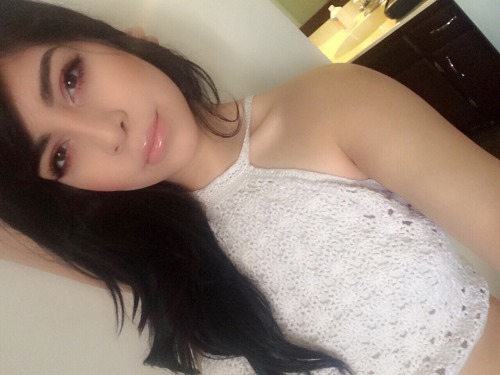 jem-sie:  beelmao:  Not apologizing for feeling cute as fuck, wussup.   dont ever apologize 