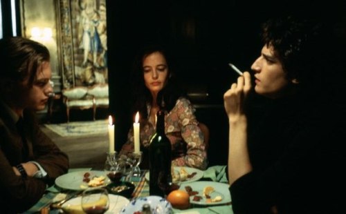 enur2:  Michael Pitt (Matthew), Eva Green (Isabelle) and Louis Garrel (Theo). The Dreamers (2003, Be