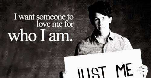 iglovequotes:  http://iglovequotes.net/