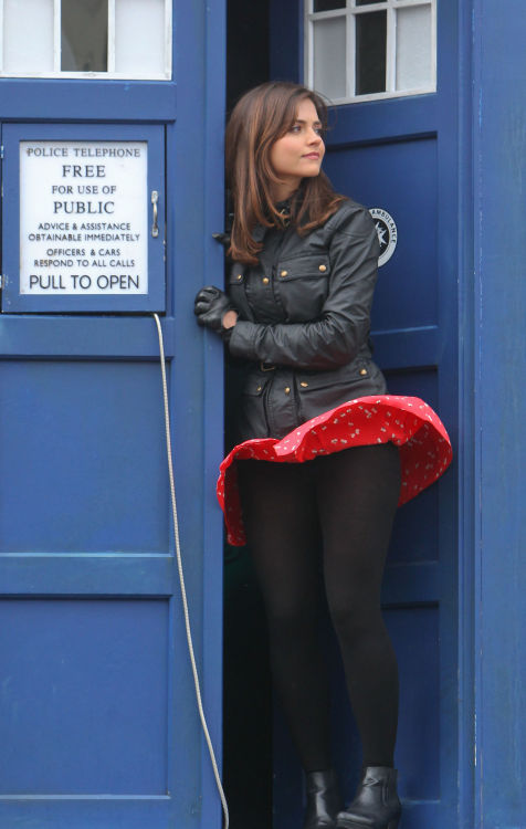 celebritypantyhoseandtights: Jenna Louise Coleman wearing opaque black tights at the mercy of the wi
