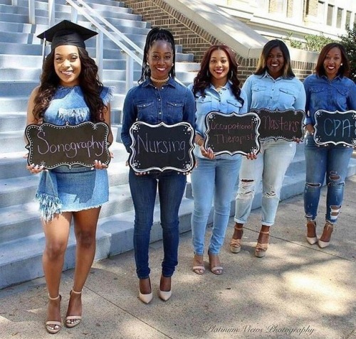 sephezade:  cartnsncreal:  black girls getting their degrees is my aesthetic 👏🏾🎓👑  We are Magic!    Congratulations Ladies!!! 