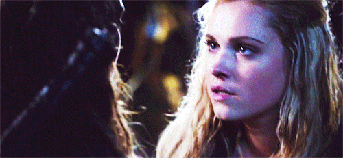 lesbiantrashh: kswhateverspace: I love you I love that Clarke woke up from almost dying and just nee