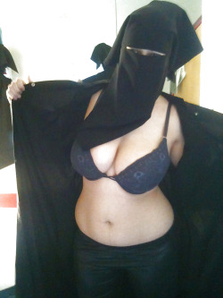 sexy-hijab-girls:  #arab, #arab sex, #hijab,