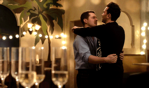 TOP 10 SCHITT&rsquo;S CREEK RELATIONSHIPS (as voted by our followers)1. David Rose &amp; Patrick Bre