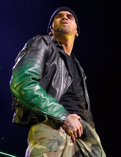 celebrtybulges:  Singer Chris Brown bulge compilation