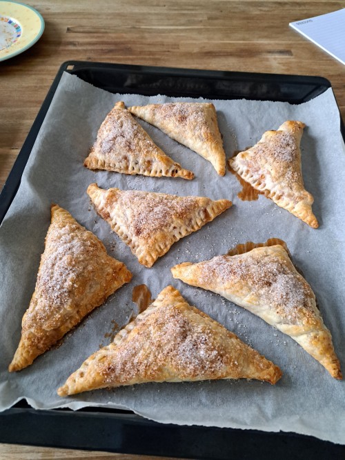 Some Apple Turnovers And A Round Apple Turnover Thing