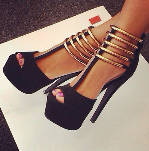 lipstick-and-luxury:    Lipstick and Luxury for Life  