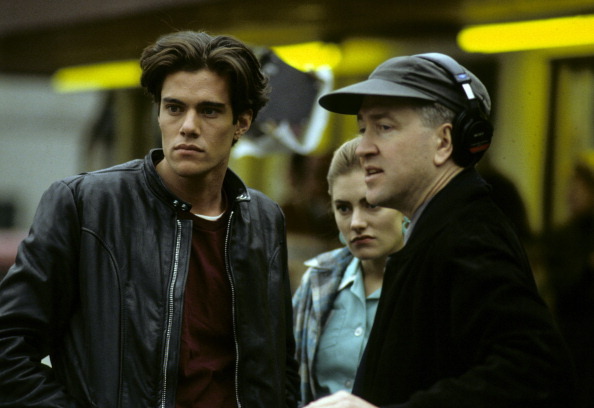 wandrlust:David Lynch directing the pilot for Twin Peaks (1990)