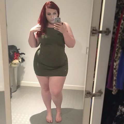 thechelseasmilex:  🌚🌙⭐️💫  #effyourbeautystandards #honormycurves #black #alternativecurves #redhair #redhead #thick #thickgirl #plussize #plus_isamust #plusmodelmag #styleatanysize #styleissizeless #skorchmagazine #fatbabe #girlswithcurves