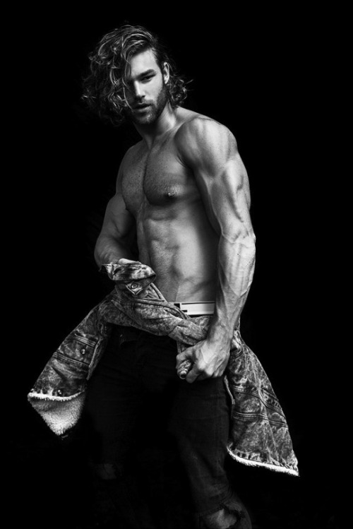 guyswithhotminds:Cole Monahan