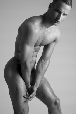 gonevirile:  Quincy Currie by Marco Ovando