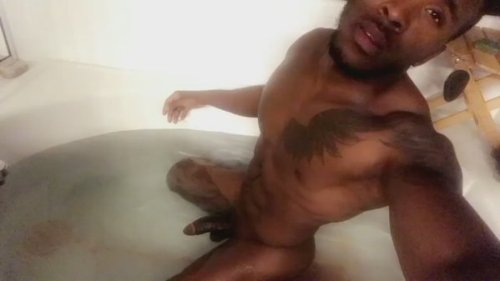 flyboi777: dominicanblackboy: Sexy naked porn pictures