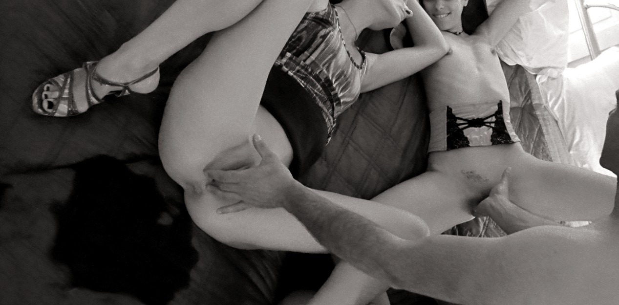yolasexlife:  Hubby fingering me and N. Happy times (2016).#yolasexlife #fingering