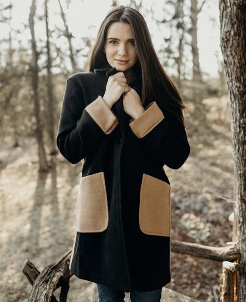 steviefeels: Katie Stevens: So ready for the cold weather in this amazing coat by @petitestudionyc