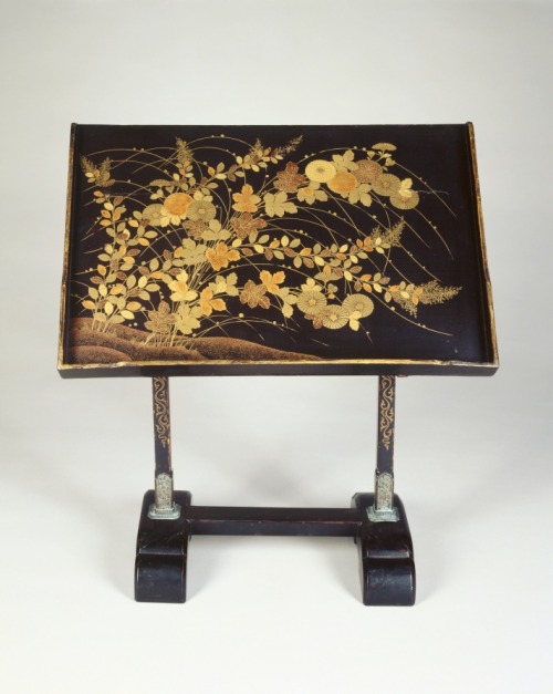 cma-japanese-art: Reading Stand, early 17th century, Cleveland Museum of Art: Japanese ArtSize: Over