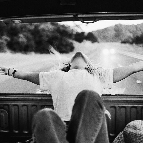 mydreamtolife:
“ “Allora cosa cerchi?” “Non lo so. Forse niente, forse tutto. Magari adesso più che cercare, voglio vivere quello che mi capita”
Fabio Volo
”