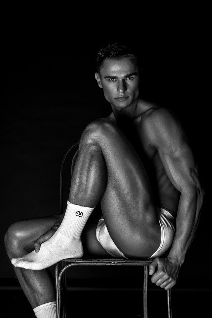 Male Feet, Legs & Butts