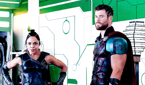scifibi:thorkyrie + height difference