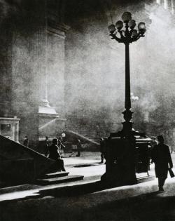 luzfosca:  Drahomir Josef Ruzicka Pennsylvania Station, New York, circa 1930s 