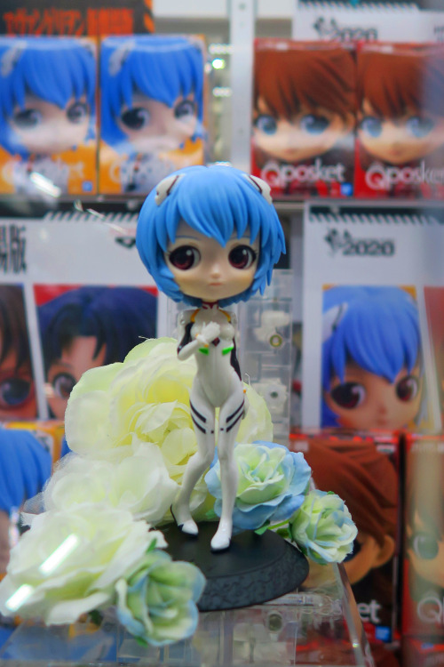 Rei Ayanami ,Shinjuku