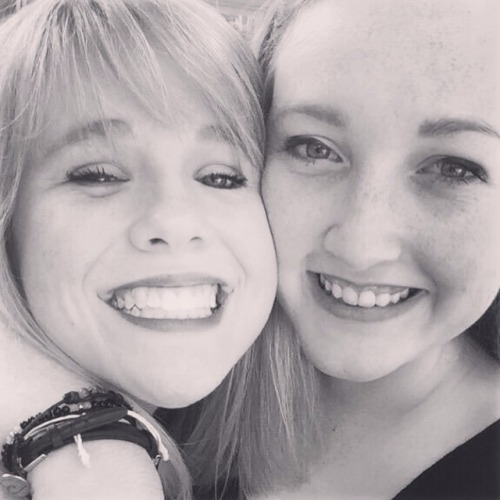 screamingiminlovewithyou:Last night was a dream. I met my BEST friend on the planet for the first ti
