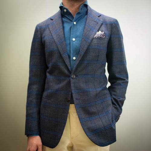 Bespoke @sartoriapanico sport coat and cream flannel trousers #wiwt #lookbook #apparel #mnswr #mensw