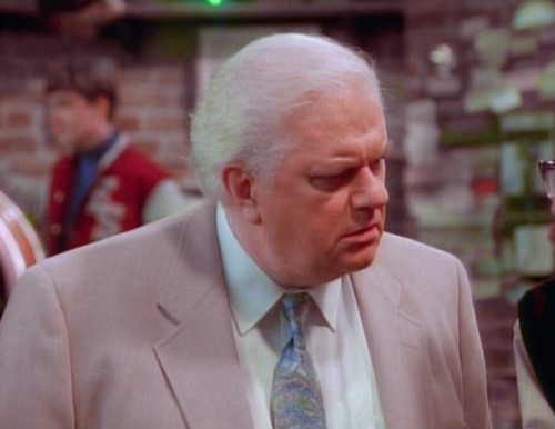  Evening Shade (TV Series) - S1/E12, ’Wood and Ava and Gil and Madeline’ (1991) Charles Durning as D