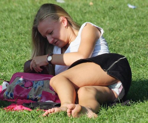 nikkithumbs:Sneaky Public UspkirtsGot Public Upskirts? POST THEM HERE