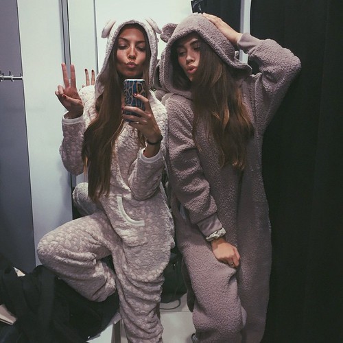 babyybarbieee:  ❤️❤️ 