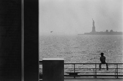 mpdrolet:  Battery Park, New York, 1979Louis