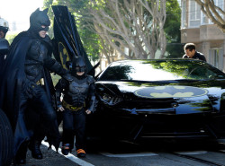 eonline:  BatKid saves the day! Five-year-old Miles has become a superhero for the day, fighting crime, thanks to Make-a-Wish! See more pics and video of his amazing day!  If you haven&rsquo;t seen this on the news, it&rsquo;s worth looking up on Youtube.