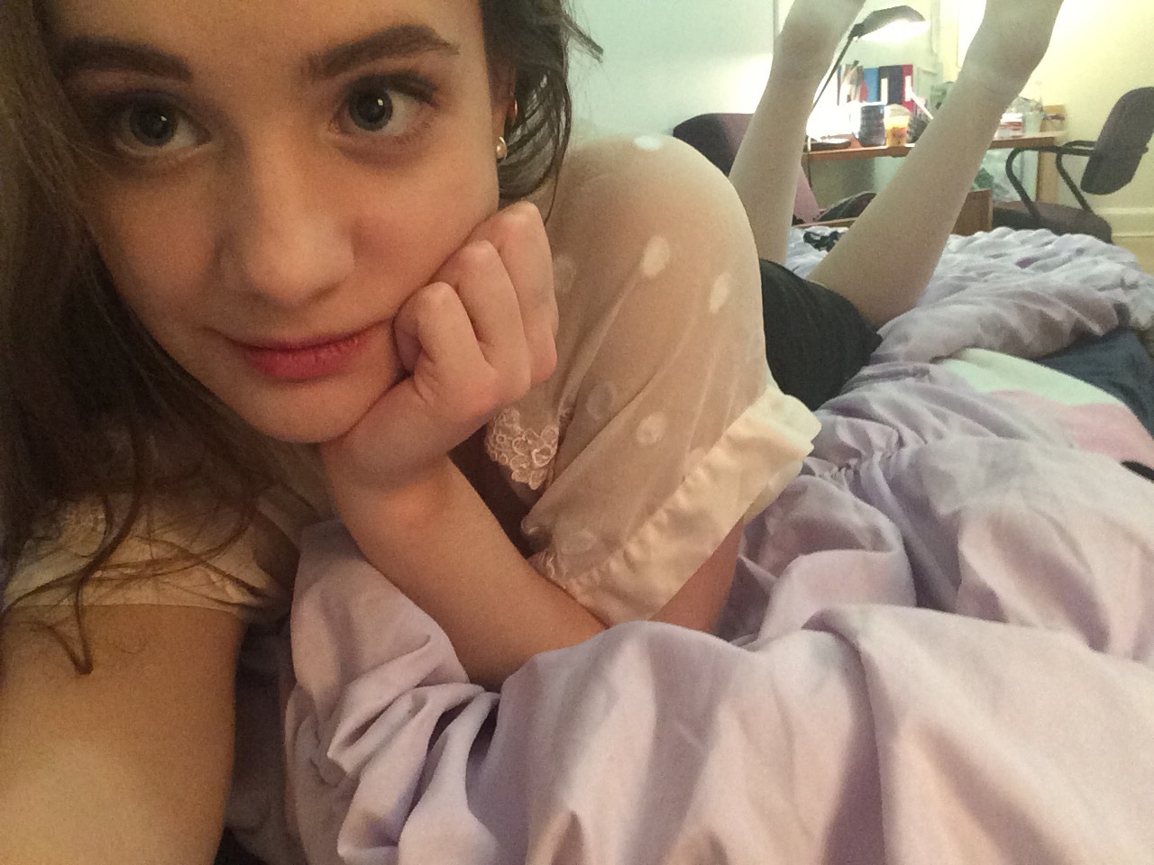 dolliechild:  def. of “all dressed up and no where to go” 