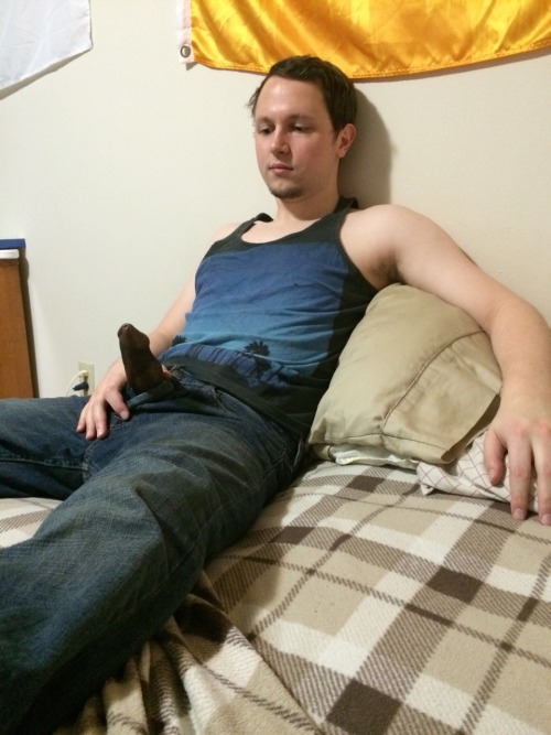 juniusf:  Fiance shows off my new wereable