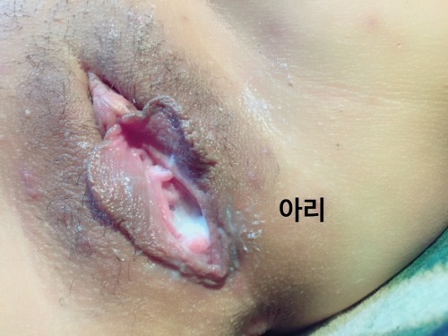 kenjakwee: ariee2:  자지가 필요해….. 😱  오우…. 
