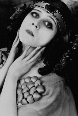  theda bara… 