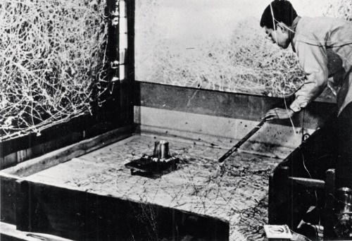 blue-voids: Akira Kanayama - Remote-Controlled Painting Machine, 1957