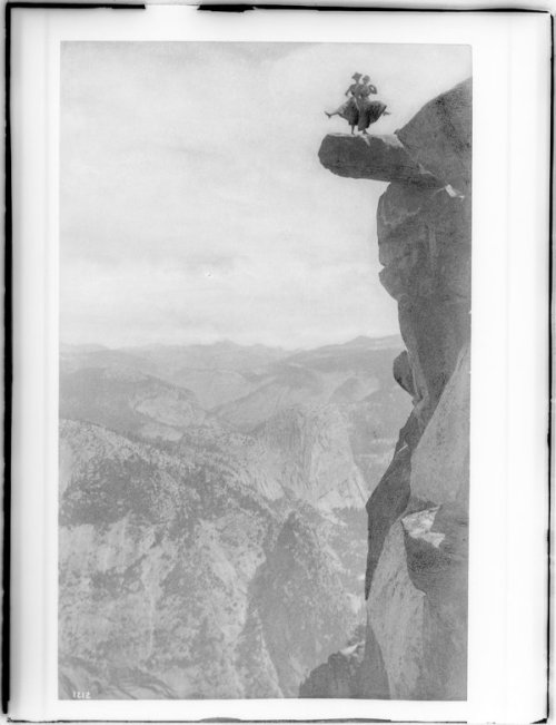 Vacationers high above the Yosemite Valley, late 19th century.