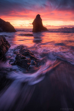 te5seract:   “Lead to the Light”  by  Steinberg Nicholas
