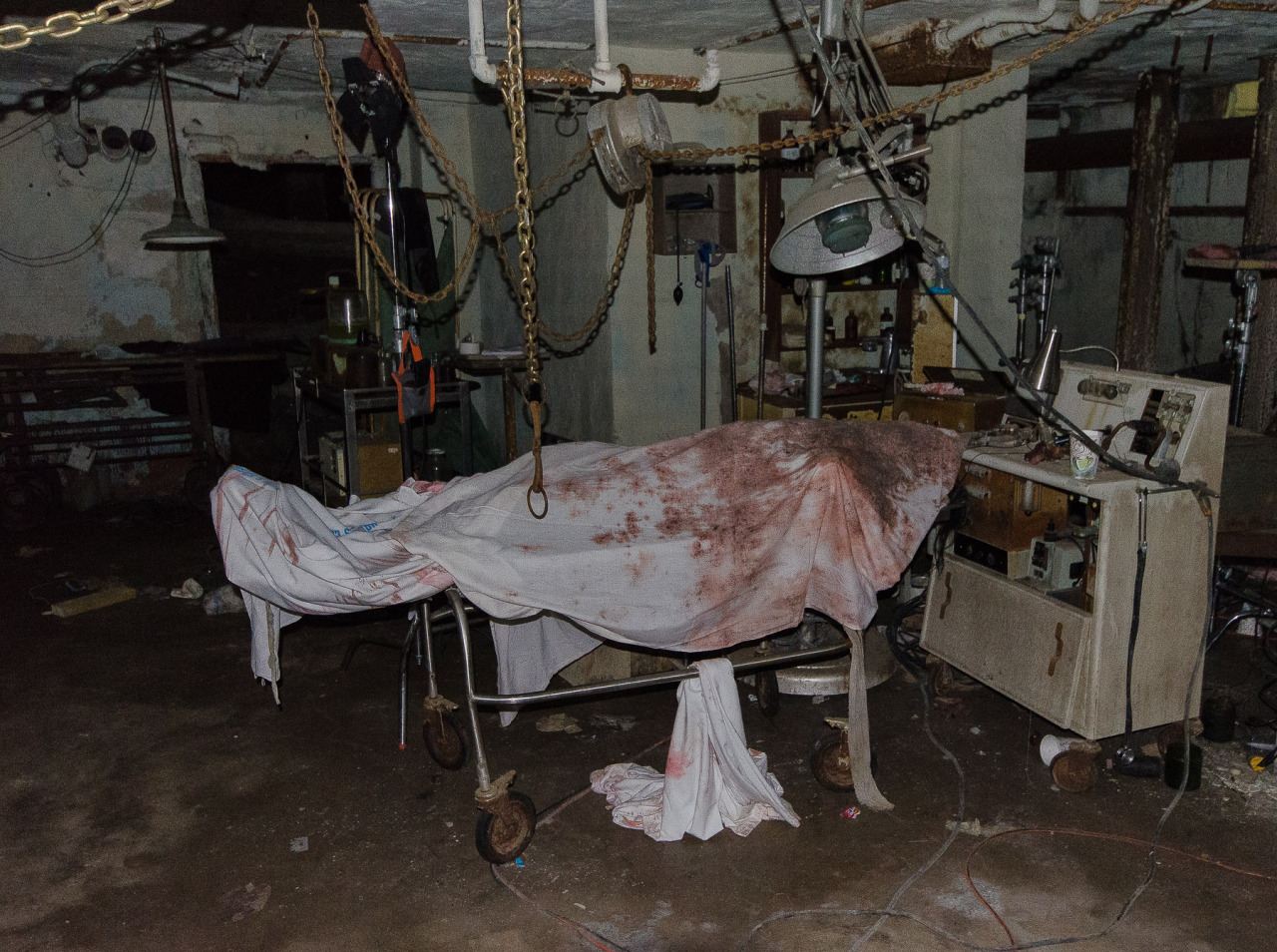 fwdenman:  Sometimes you find this in an abandoned hospital.  Photo by Fred Denman