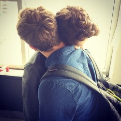 lookingfortheman:  Your hugs always make me feel better ^.^