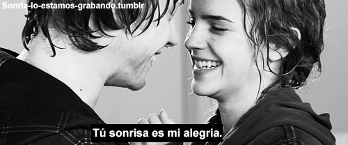 dejaqueelfuturosorprenda:  No solo tu sonrisa, Eres TÚ 