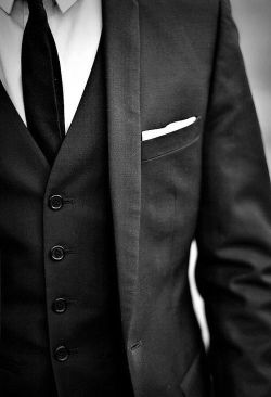 thingsofthisearth:  http://thingsofthisearth.tumblr.com 