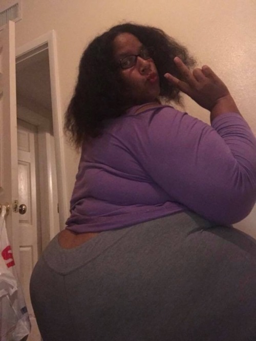 curvywomanlova: Stephanie yellowbone ssbbw ❤️❤️ Admin 5 L would love to meet her!