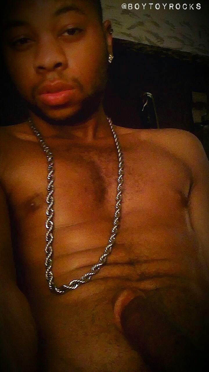 theofficialbadboyzclub:  Boy Toy Rocks